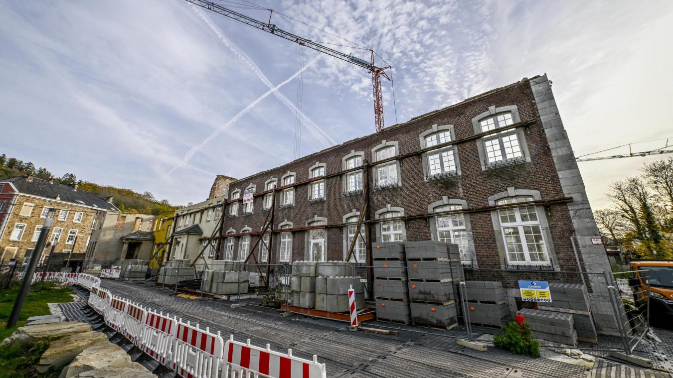 <p>Das Erscheinungsbild der Häuserzeile Nr. 1-7 soll sich nach einem Anstrich künftig einheitlicher präsentieren.</p>