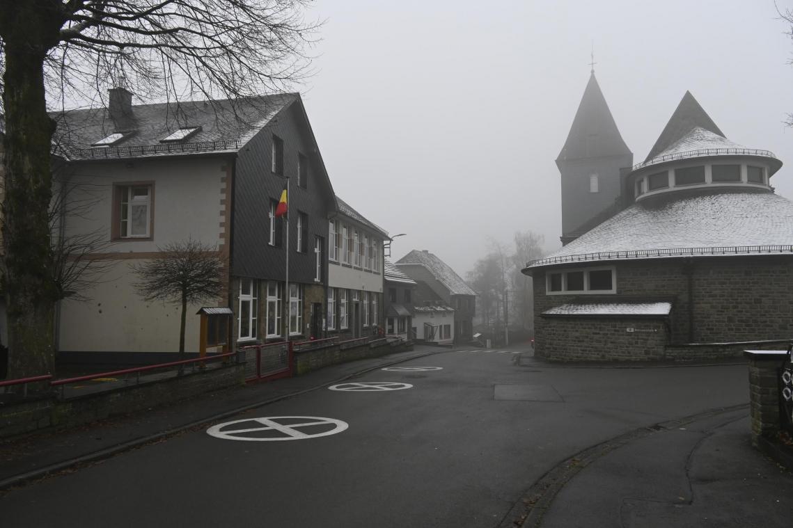 <p>Die Mobilität und die Verkehrssicherheit im Bereich der Nidrumer Schule bzw. im Dorfzentrum müssen verbessert werden – mit oder ohne Dorfplatzprojekt.</p>