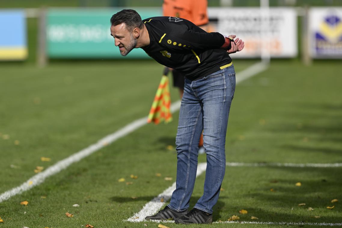 <p>Raeren-Eynattens Trainer Eric Vandebon freute sich über drei Punkte.</p>