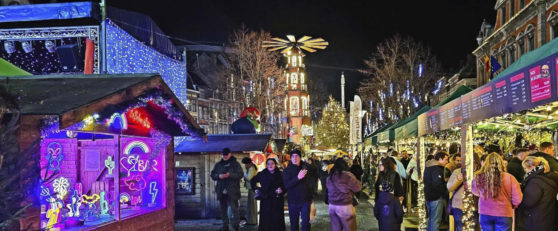 <p>Die Besucher erwartet ein vielseitiges Angebot rund um Weihnachtseinkäufe, Dekoration, Kunsthandwerk und Genuss.</p>