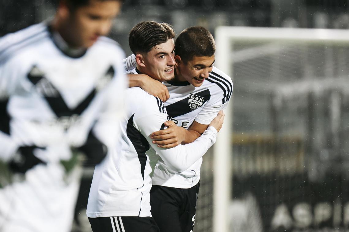 <p>Die „Young Pandas“ stehen in der Endrunde der 3. Division Amateure.</p>