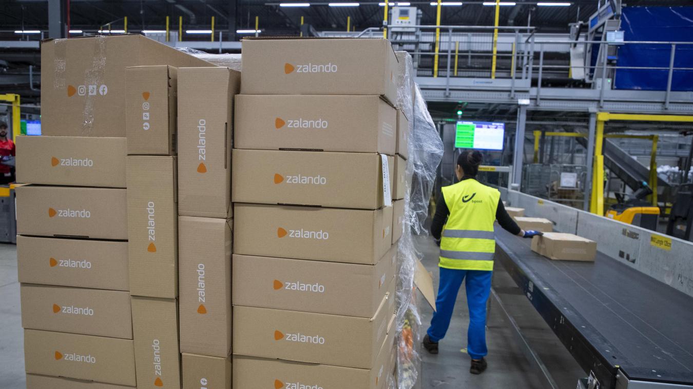 <p>Beim Zustellboom rund um Black Friday und Weihnachten verzeichnete bpost am Dienstag mit 829.000 Paketen einen neuen Höchststand.</p>