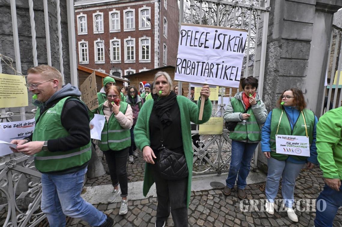 <p>Demo nicht-kommerzieller Sektor</p>
