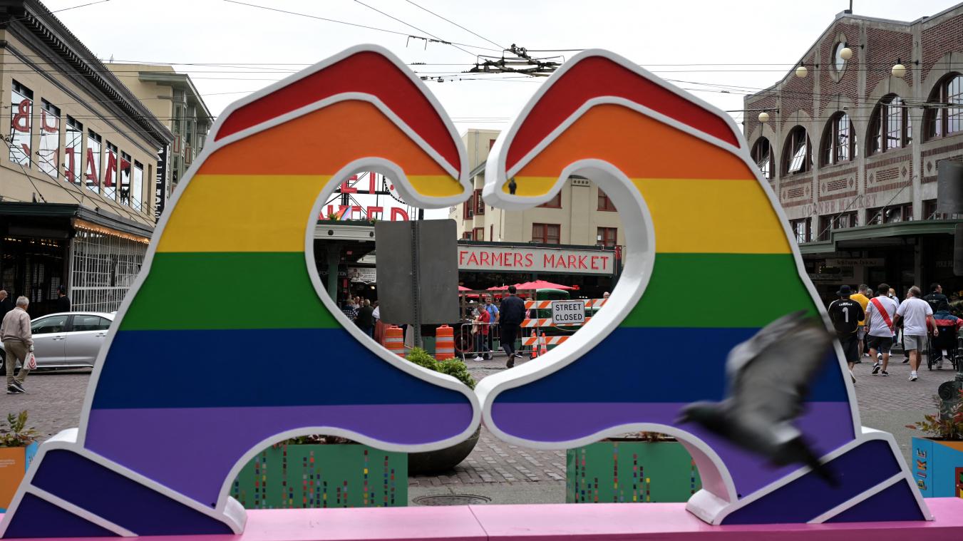 <p>Ein Zeichen für die Vielfalt am Pike Place Market in Seattle</p>