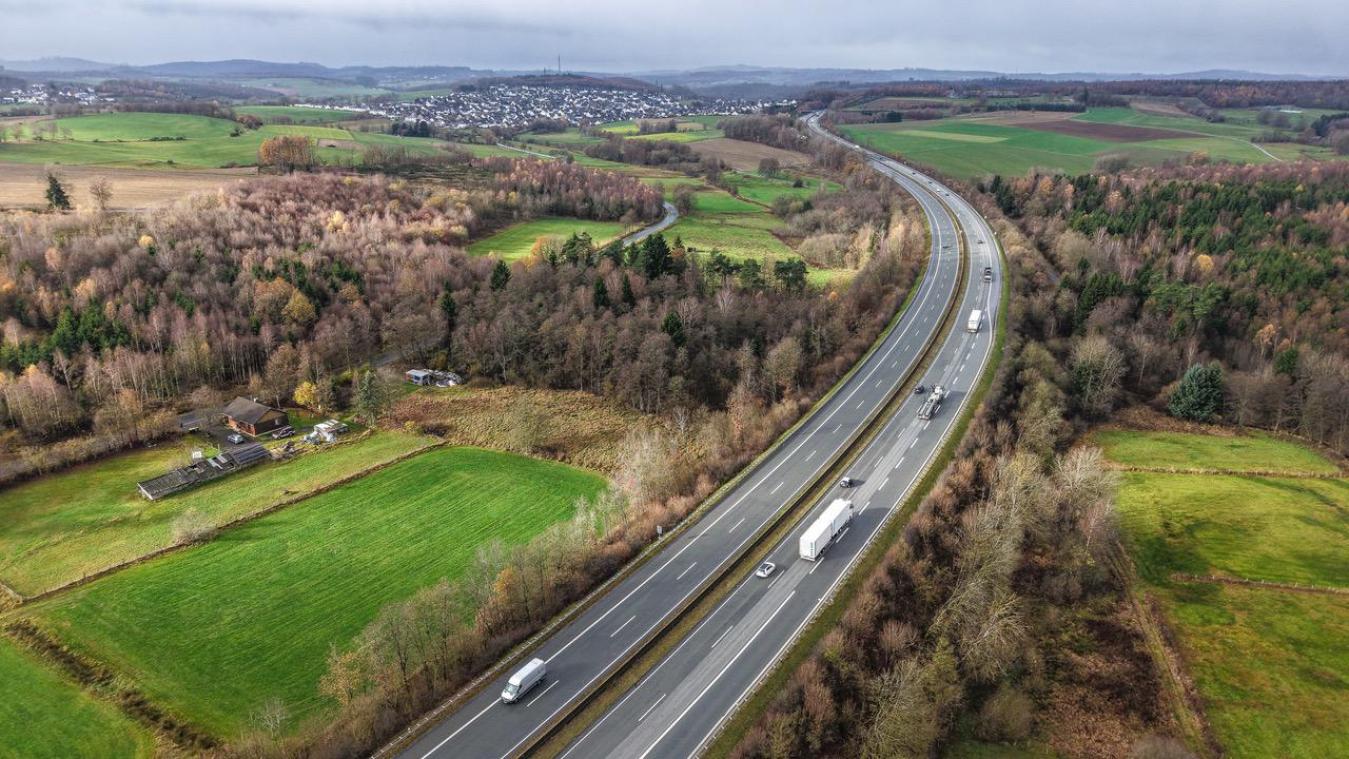 <p>Blick auf die Autobahn 45 in der Nähe von Olpe</p>