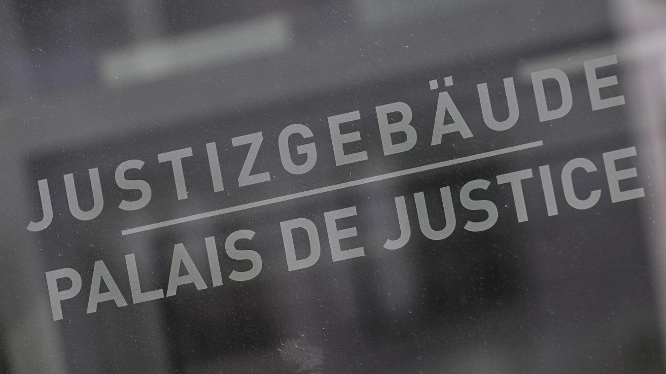 <p>Das Strafgericht befasst sich mit einer Rassismusanklage.</p>