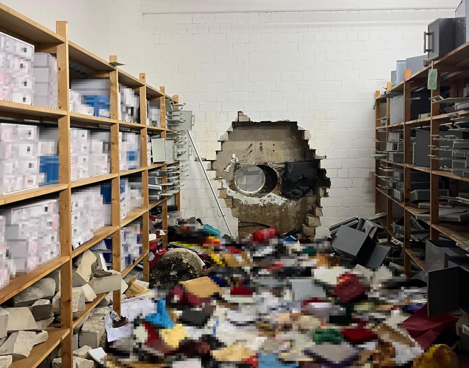 <p>Tresor-Coup: Polizei prüft mehrere Dutzend Hinweise</p>
