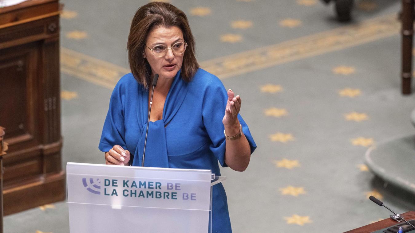 <p>Nahima Lanjri (CD&amp;V) warnt vor den sozialen Folgen der Reform des Arbeitslosengeldes.</p>