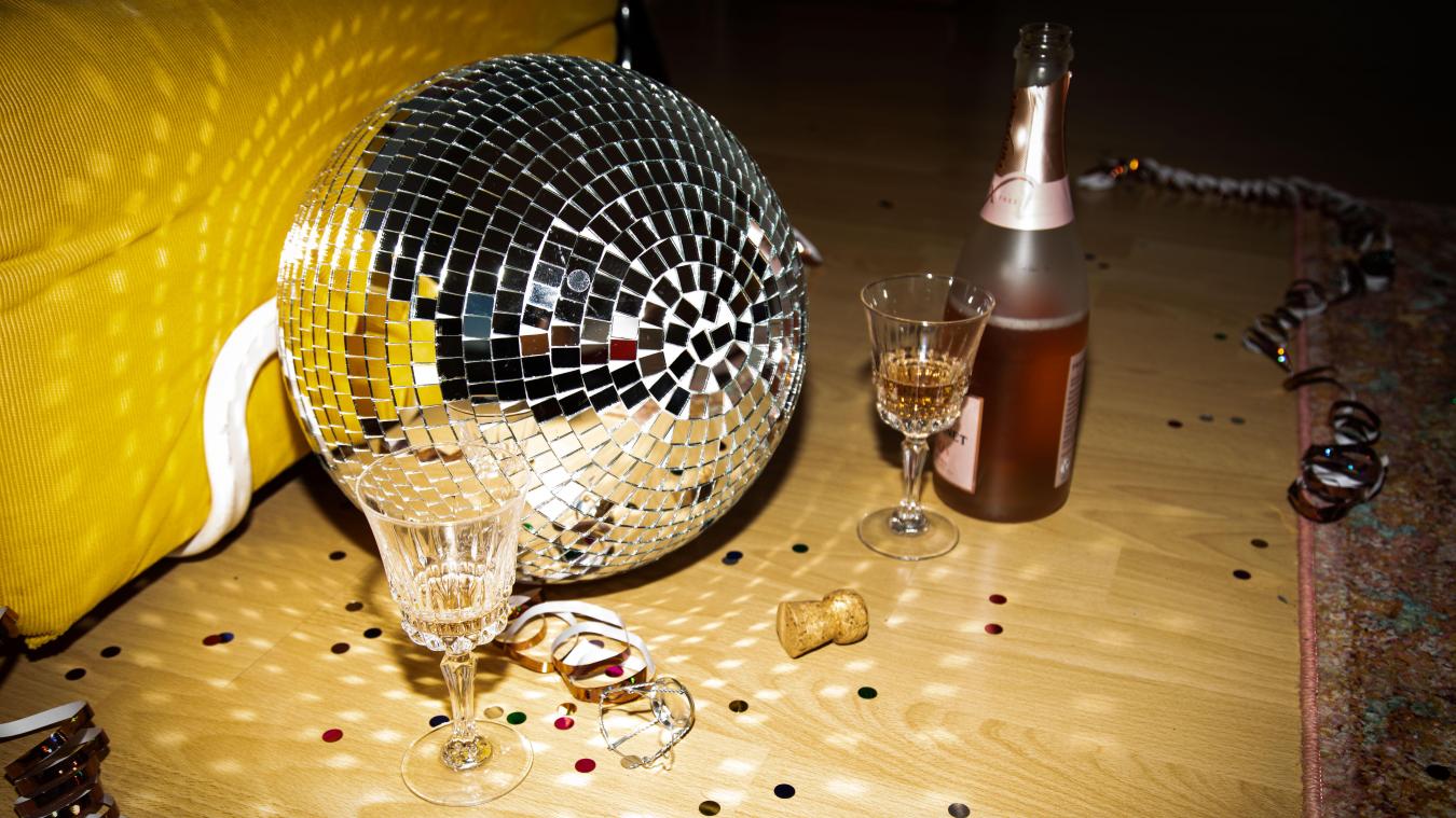 <p>Nach einer durchzechten Nacht können Elektrolyte am nächsten Morgen den Kater etwas lindern.</p>