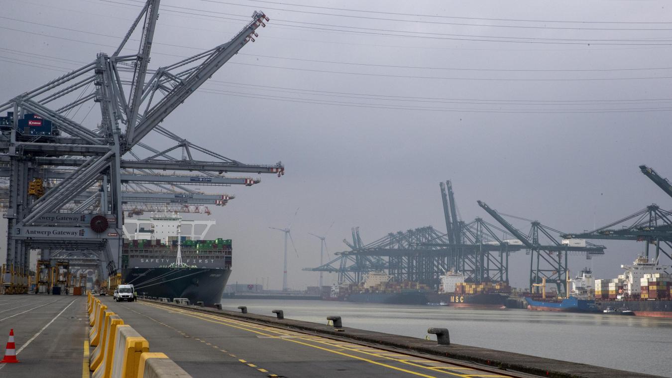 <p>Ein Blick auf den Antwerpener Hafen</p>