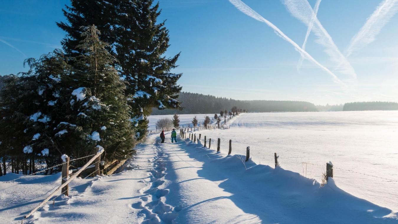 <p>Frischer Schnee lockt Wintersportler nach Ostbelgien.</p>