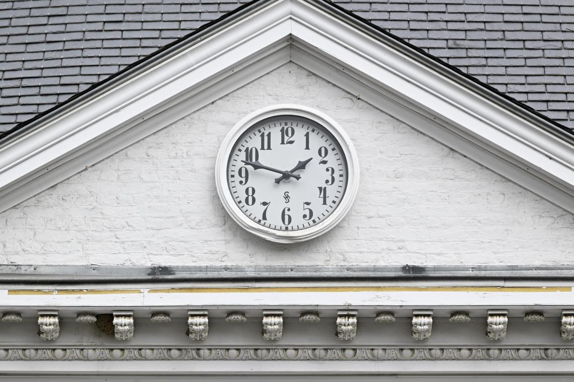 <p>Seit dem 23. Dezember tickt die Eupener Rathausuhr wieder richtig.</p>