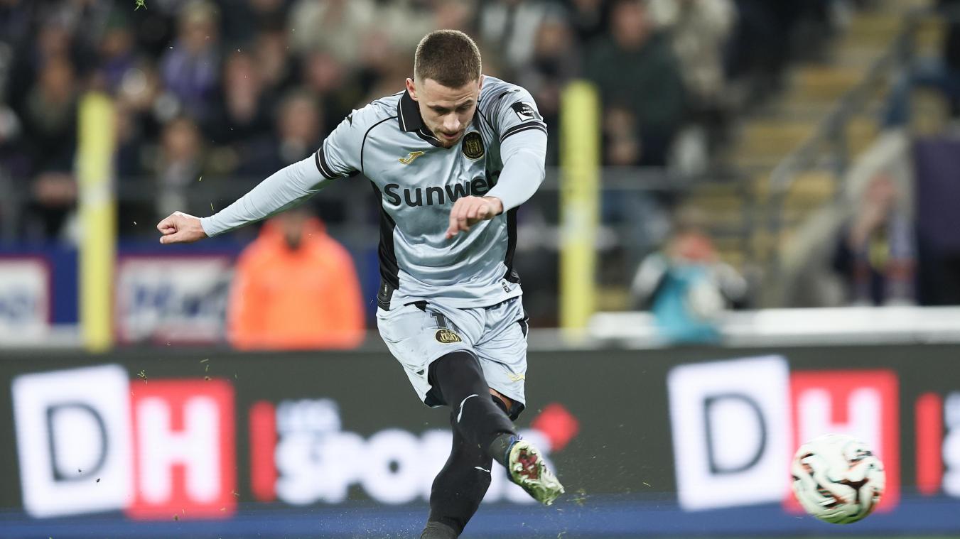 <p>Per Elfmeter schießt Thorgan Hazard Anderlecht ins Pokalhalbfinale.</p>