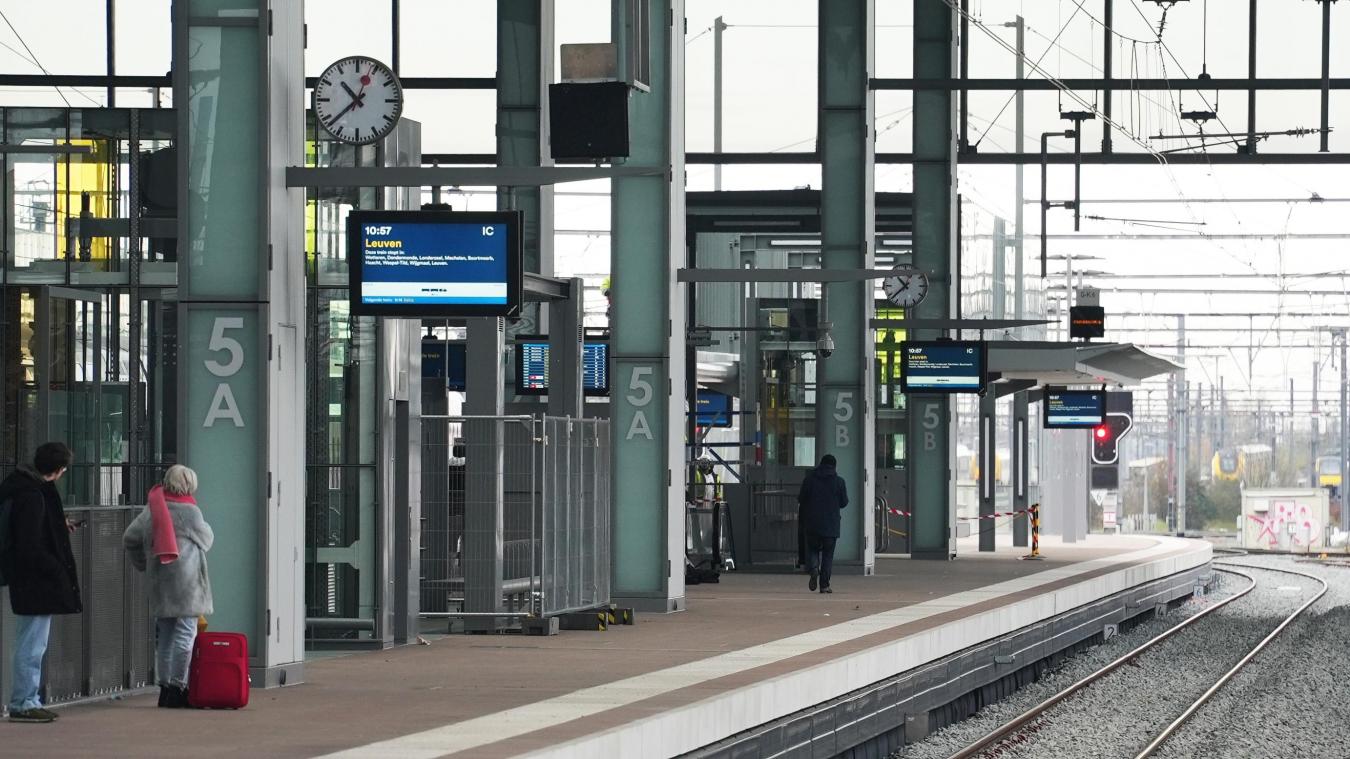<p>Mehr Unterstützung für Reisende mit eingeschränkter Mobilität in Bahnhöfen</p>

