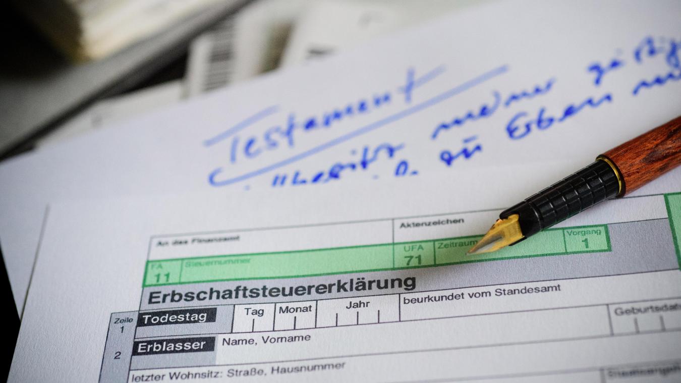 <p>Immer mehr Belgier lassen ihren Nachlass notariell regeln – die Zahl der Testamente steigt weiter.</p>