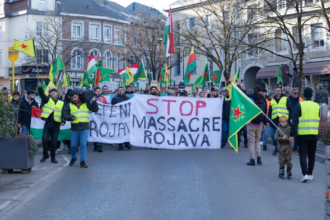 <p>Durch die Stadt zog die Gruppe zum Werthplatz.</p>