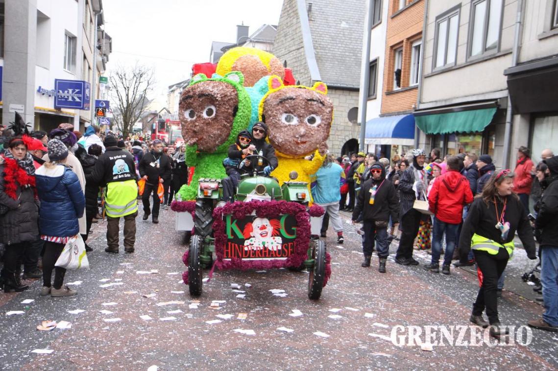 <p>Karnevalswagen, die an einem Zug teilnehmen, müssen bei der Gemeinde angemeldet sein, erinnert die Eifelpolizei.</p>