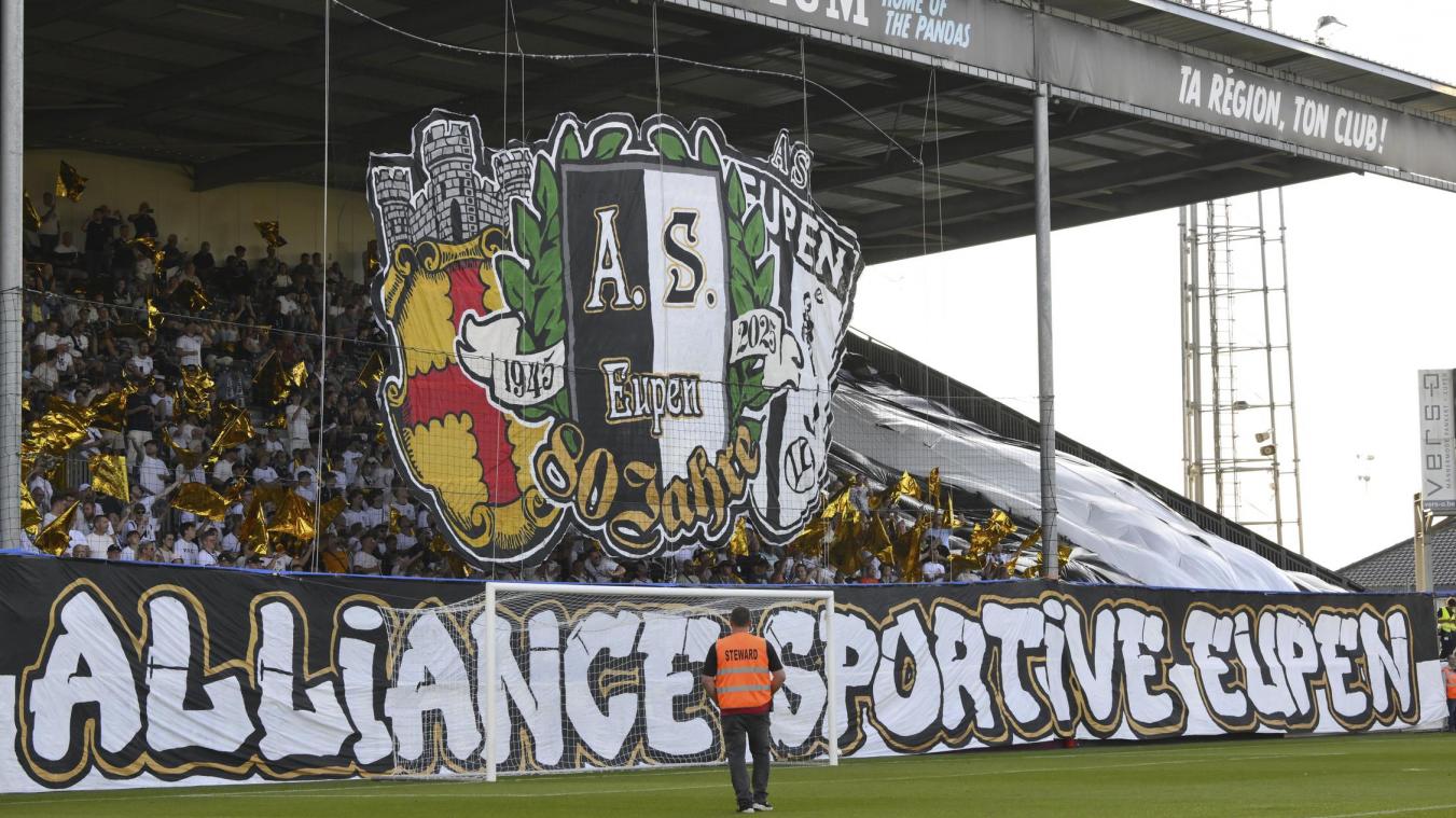 <p>„Wenn ihr aufsteigen wollt, dann zeigt es“: Ultras der AS Eupen boykottieren Spiel gegen Jong Genk</p>
