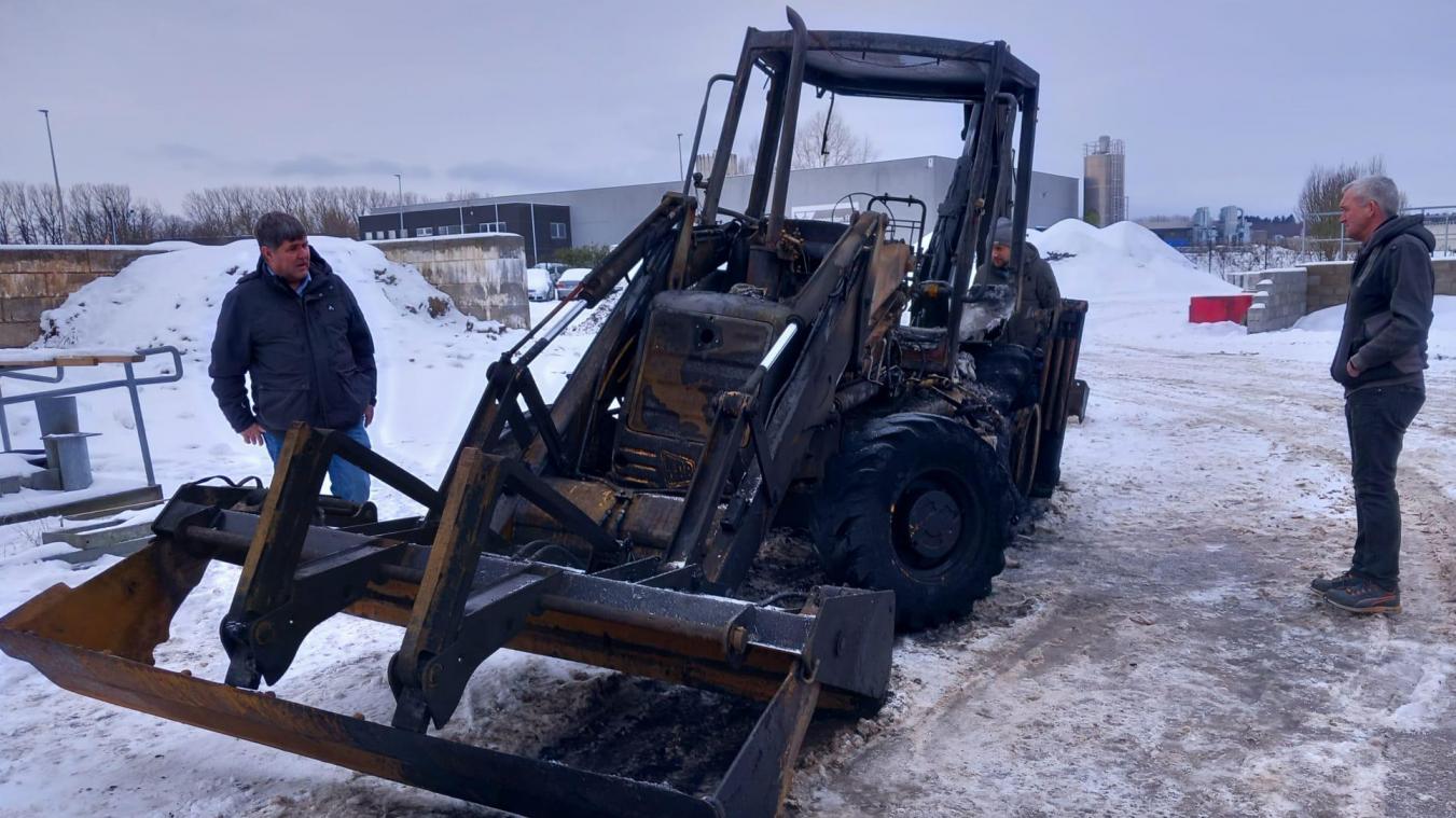 <p>Raeren: Neuer Bagger für ausgebranntes Gerät</p>