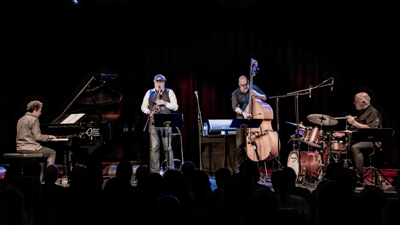 <p>Von links nach rechts: Kevin Hays (Klavier), Benjamin Koppel (Altsaxophon), Scott Colley (Kontrabass) und Peter Erskine (Schlagzeug)</p>