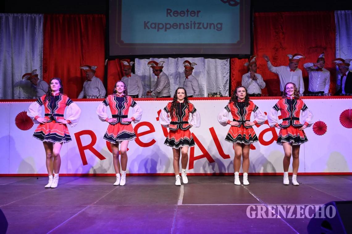 <p>Kappensitzung in Recht</p>
