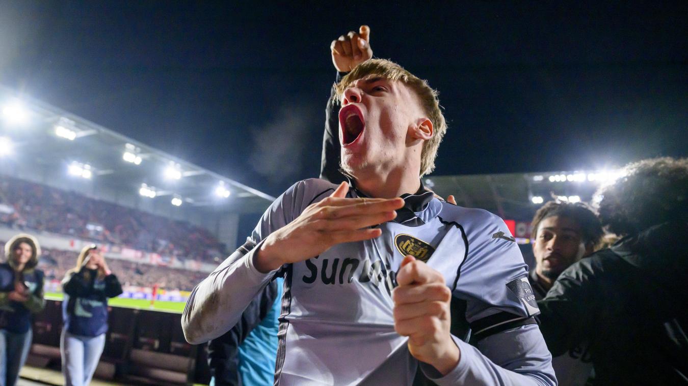 <p>Nathan De Cat bejubelt sein 3:0 im Halbfinal-Rückspiel gegen Antwerpen.</p>