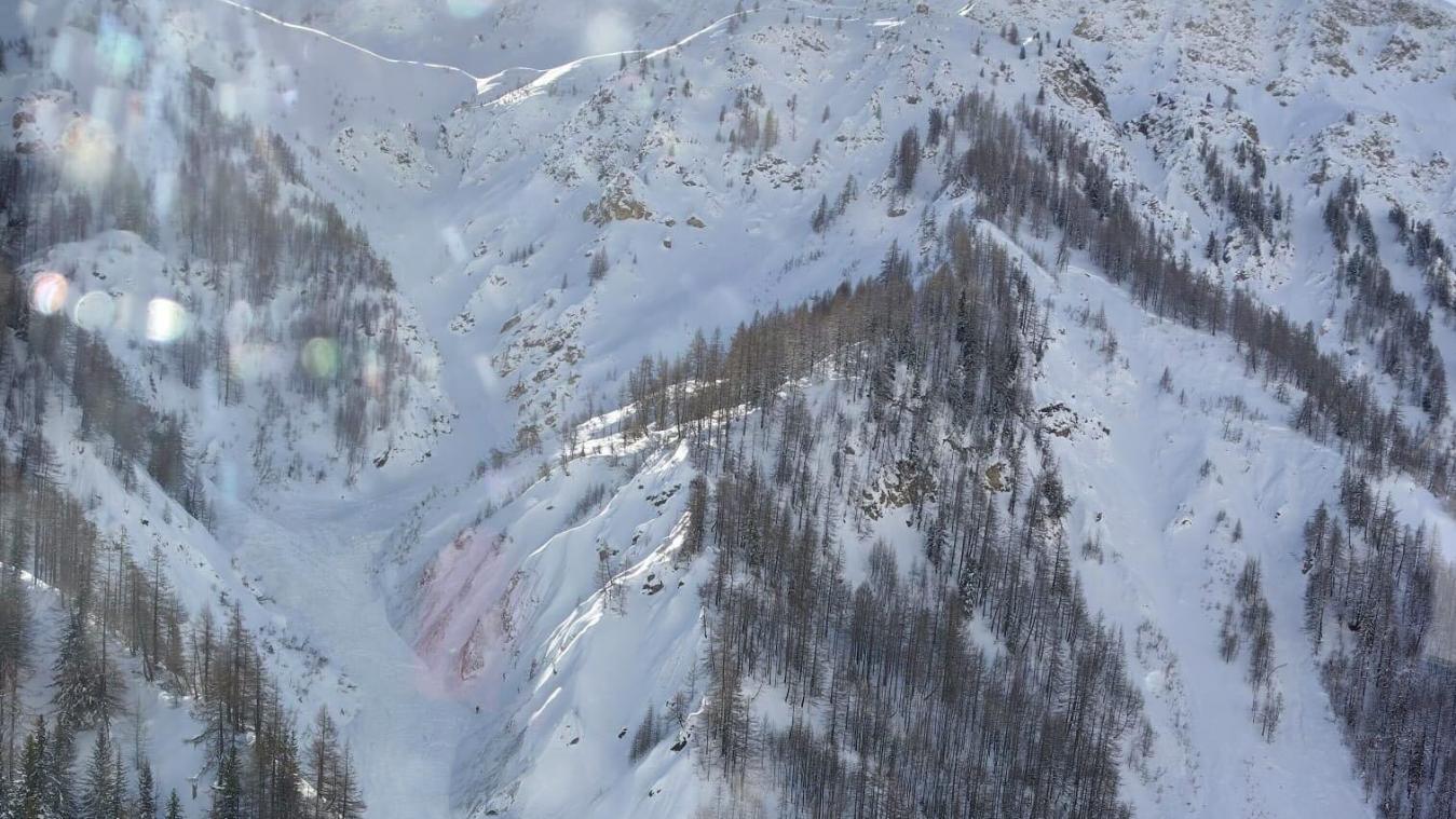 <p>Bei einem Lawinenunglück in den italienischen Alpen sind mehrere Skifahrer verschüttet worden.</p>