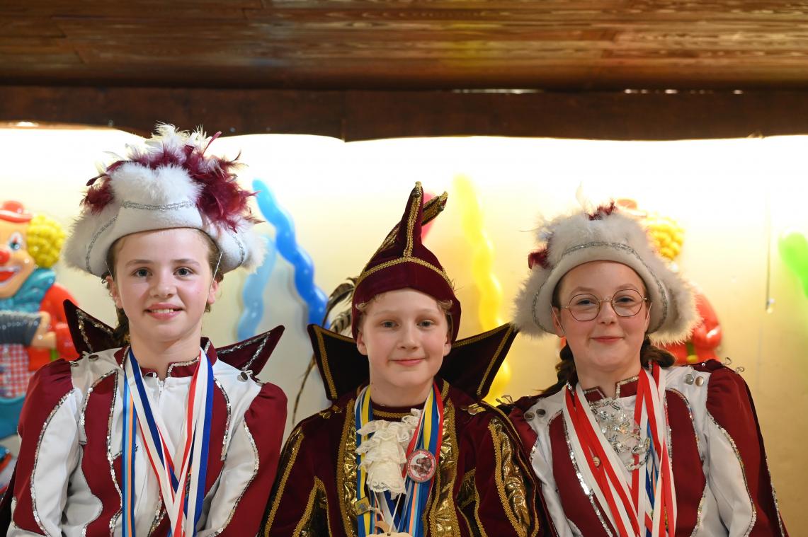 <p>Kinderprinz Ben I. und die Paginnen Marit (l.) und Maelly (r.) erlebten einen tollen Kinderkarneval.</p>