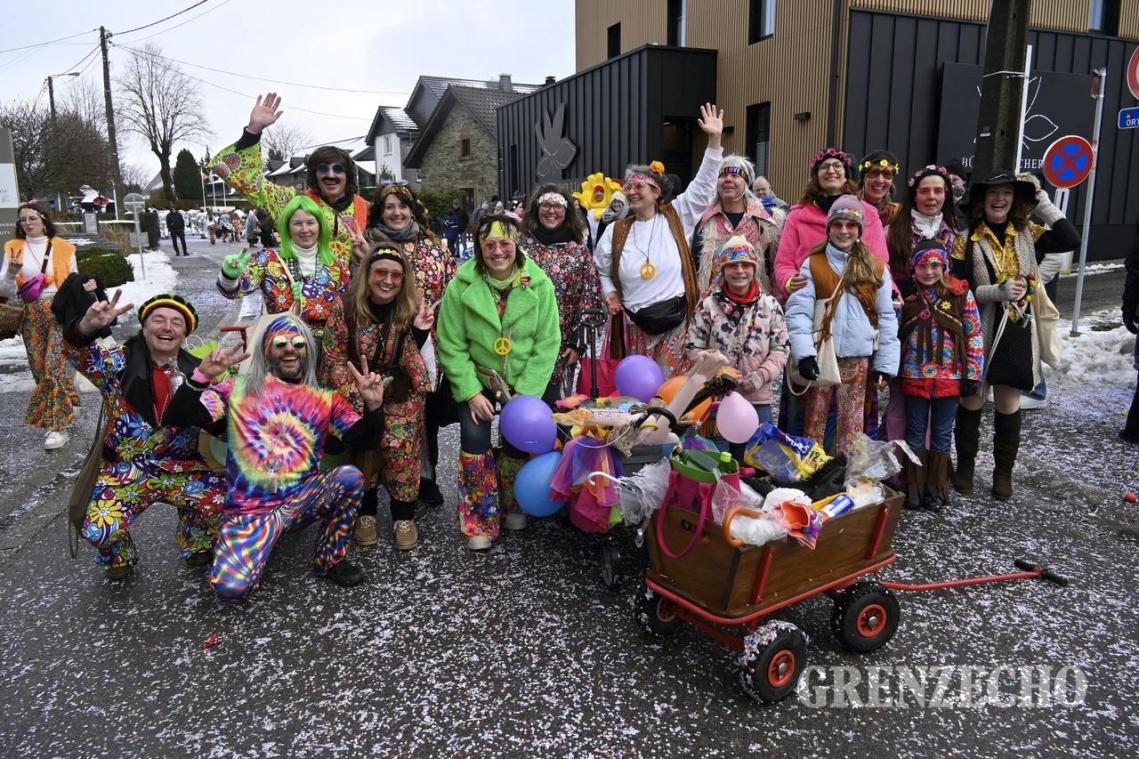 <p>Rosenmontagszug in Bütgenbach [Teil 2]</p>
