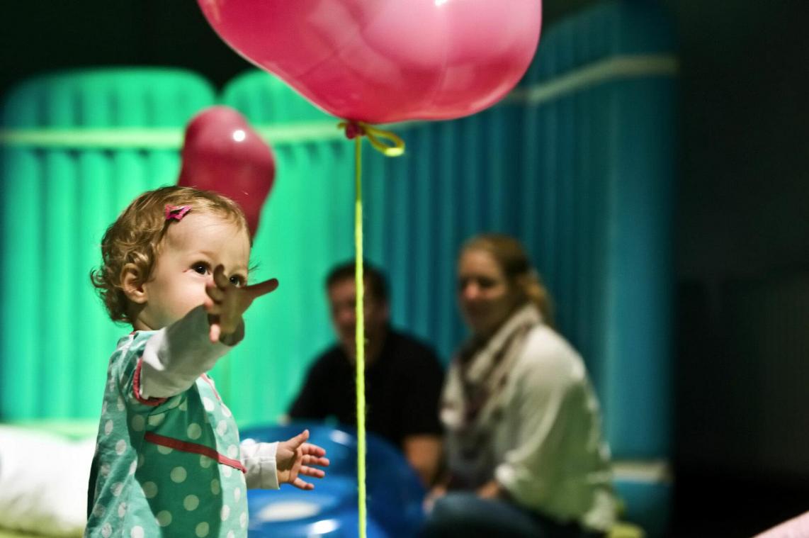 <p>Zu Ende geht das Festival im Juni mit der „Babybühne“, bei der Kleinkinder bis 14 Monate einen magischen Raum entdecken können.</p>