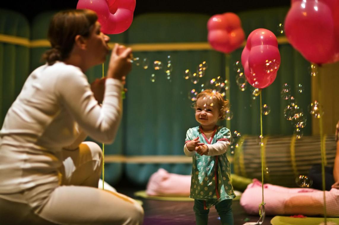 <p>Das Triangel wird zur Babybühne.</p>