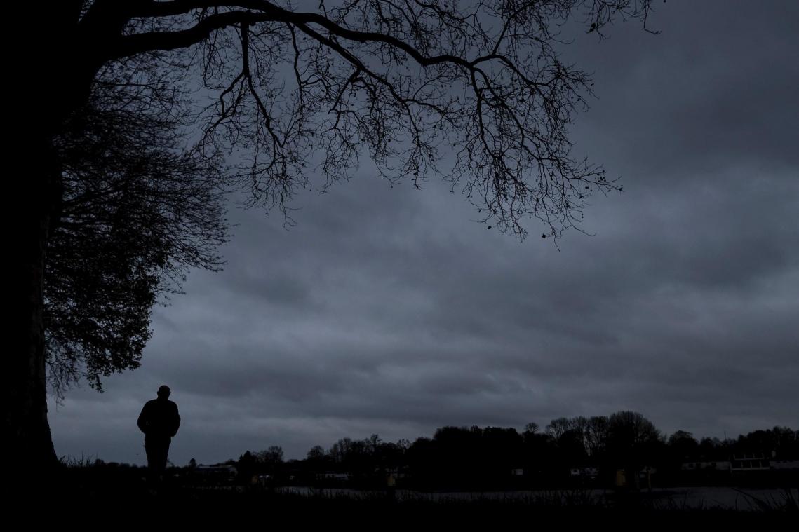 <p>Neben dem typischen, vielfach bekannten Winterblues gibt es auch schwerere Formen, die als klinisch relevante Depressionen eingestuft werden.</p>