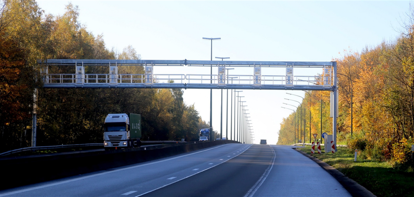 <p>Ab Montag verwandelt sich dieses E42-Teilstück in eine Baustelle.</p>