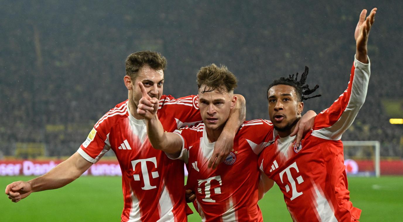 <p>Joshua Kimmich (Mitte) entschied das Topspiel zugunsten der Bayern.</p>