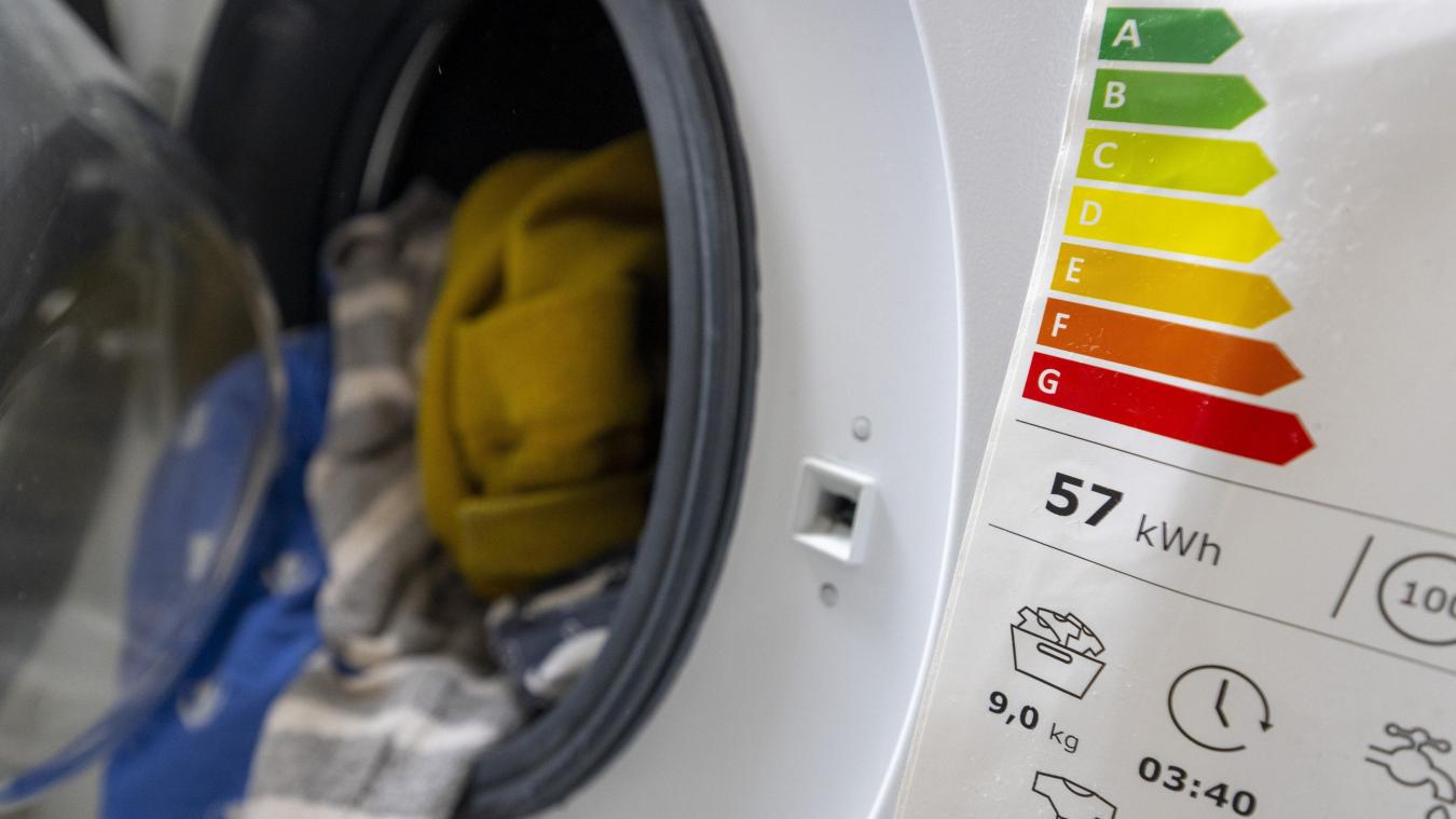 <p>Wer Strom sparen will, sollte seine sogenannte „weiße Ware“ checken – beim Neukauf können sich Verbraucher unter anderem am Energie-Label orientieren.</p>