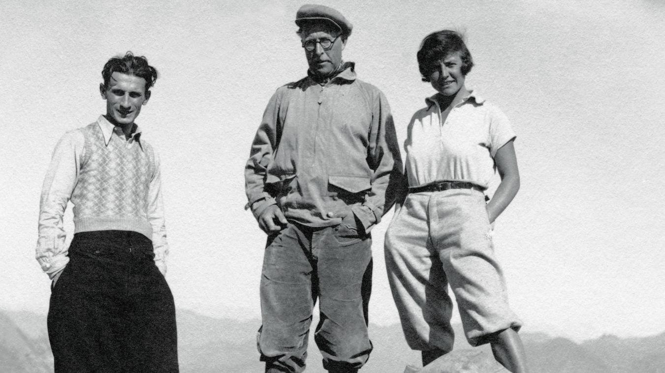 <p>Vitale Bramani (l.), König Albert I. und Paula Wiesinger 1931 auf der Grigna</p>