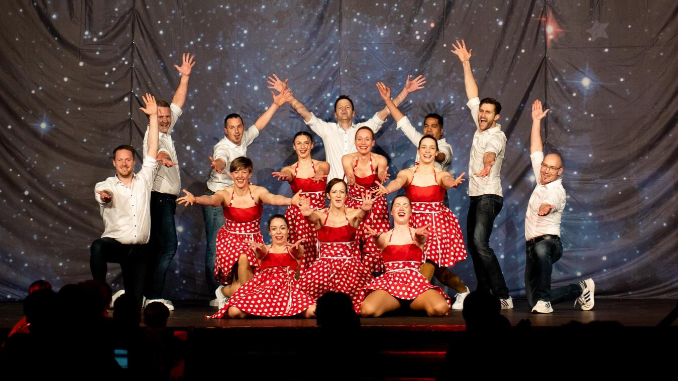<p>Beim Ehemaligenauftritt versetzten die Tänzerinnen und Tänzer mit einer mitreißenden Boogie-Woogie-Show das Publikum zurück in die 50er-Jahre.</p>