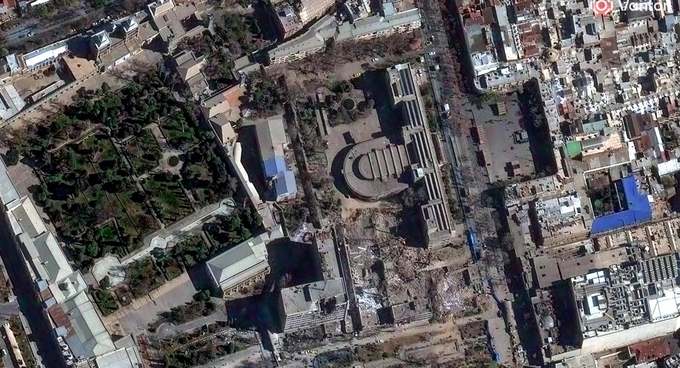 <p>Dieses von Vantor bereitgestellte Satellitenbild zeigt den nach Luftangriffen beschädigten Justizkomplex in Teheran.</p>