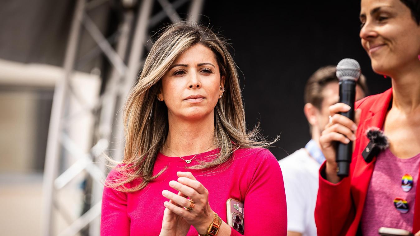 <p>Nawal Ben Hamou</p>