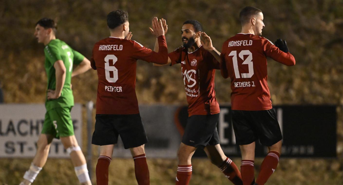 <p>Honsfeld fügt Amel die erste Niederlage seit der Winterpause zu.</p>