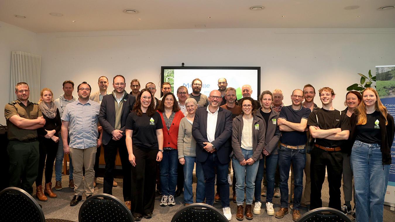 <p>Am Montagnachmittag wurde im Büllinger Rathaus die Verlängerung des Vertrags unterschrieben – unter anderem auch von vier Eifelgemeinden.</p>