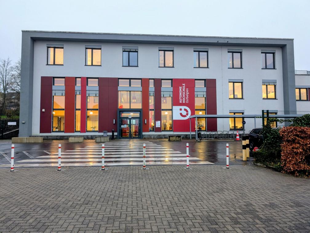 <p>Ein Blick auf die AHS</p>