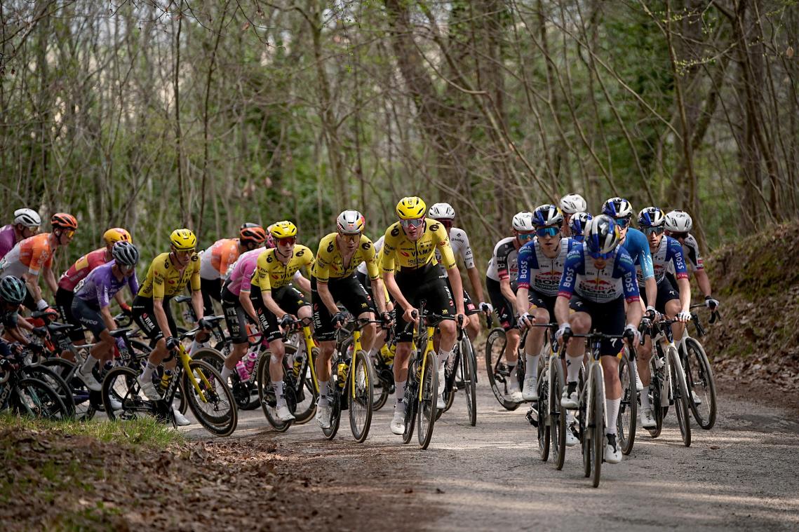 <p>Der Däne Michael Valgren gewinnt die 5. Etappe der Tirreno-Adriatico von Marotta-Mondolfo nach Mombaroccio (184 km).</p>
