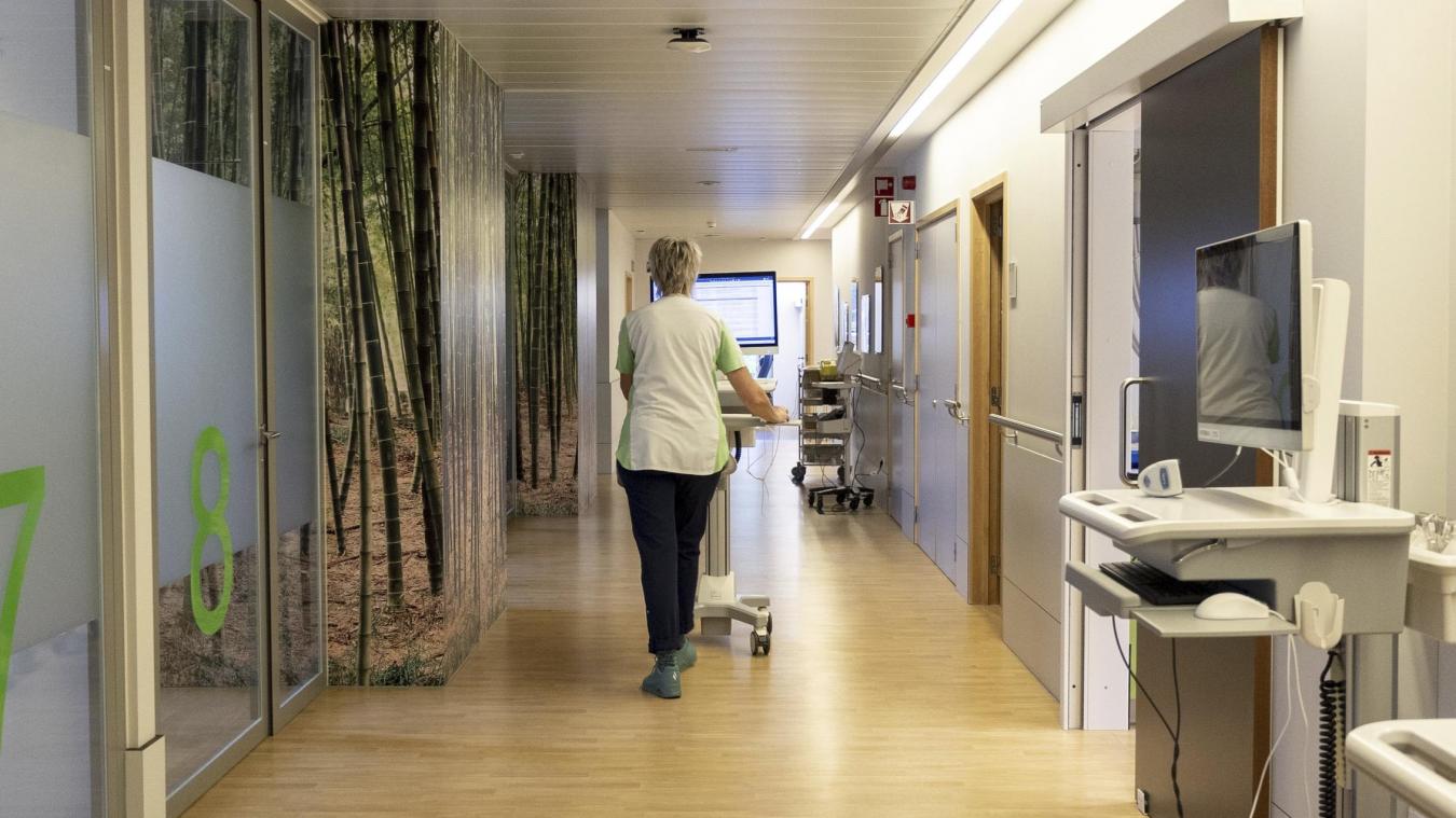 <p>Ein Aufenthalt im Einzelzimmer eines Krankenhauses kann für Patienten deutlich teurer werden als im Mehrbettzimmer, weil Ärzte und Kliniken zusätzliche Zuschläge berechnen dürfen.</p>