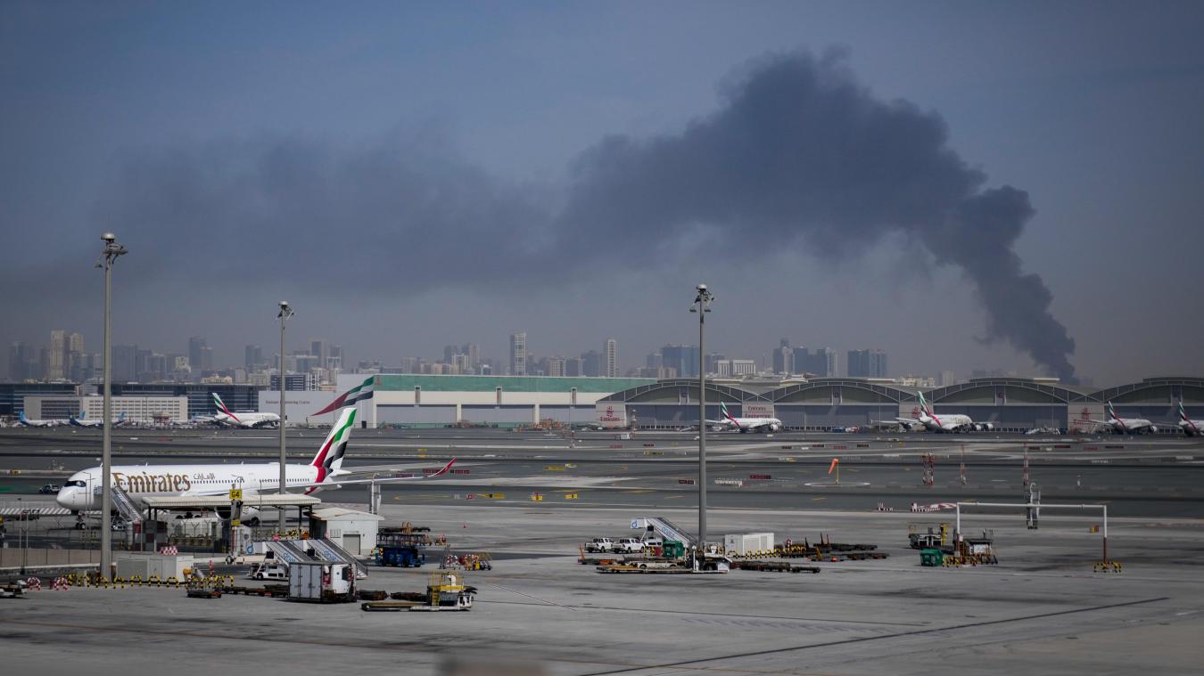 <p>Nach dem Ausbruch des Irankonflikts kommt es im internationalen Luftverkehr zu Störungen. Flugzeuge stehen hier auf dem Flughafen von Dubai, nachdem der Betrieb eingeschränkt wurde. Das Bild entstand Anfang März.</p>