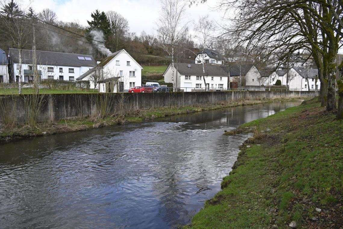 <p>Die Our in Schönberg wurde beim Hochwasser im Juli 2021 zu einem reißenden Fluss.</p>