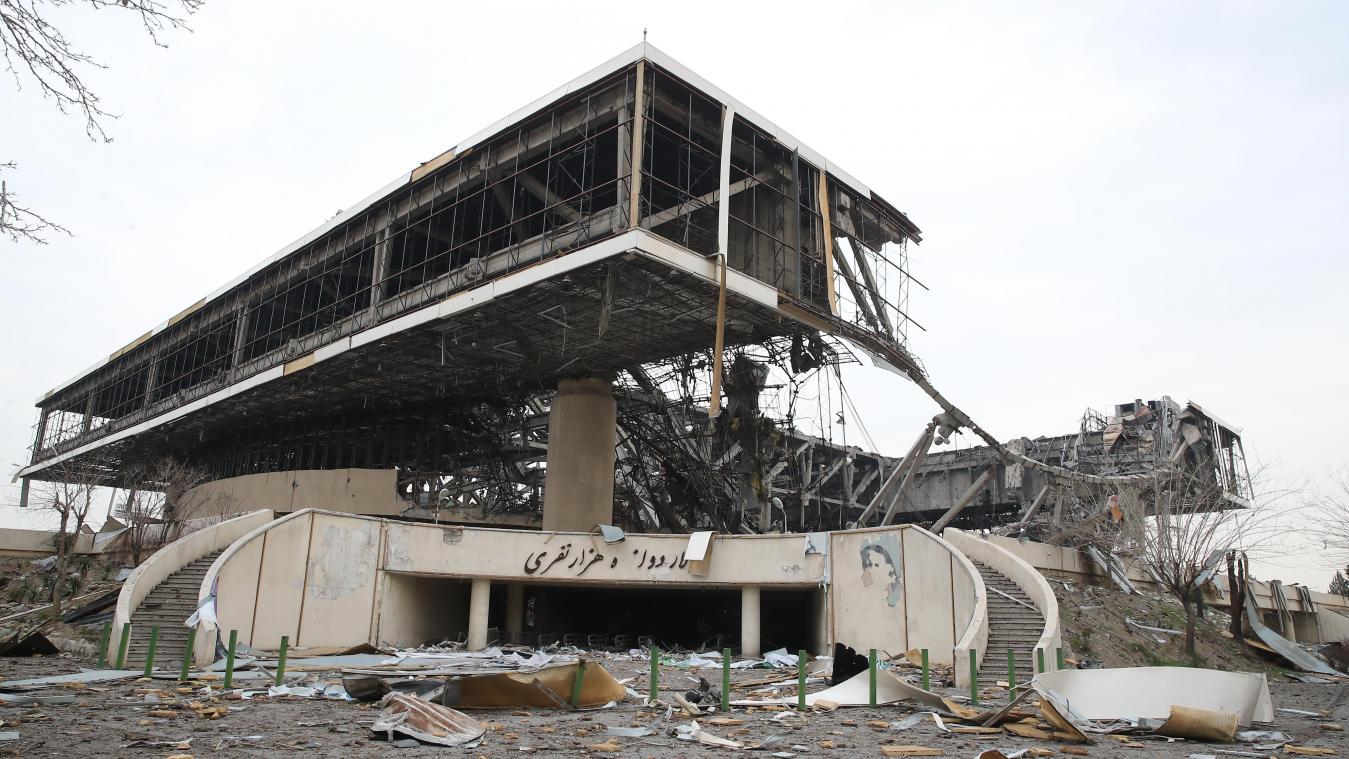 <p>Trümmer bedecken das Gelände der 12.000 Zuschauer fassenden Halle im Azadi-Sportkomplex in der iranischen Hauptstadt, nachdem eine Reihe von Angriffen seitens der USA und Israels die Anlage zerstört haben.</p>