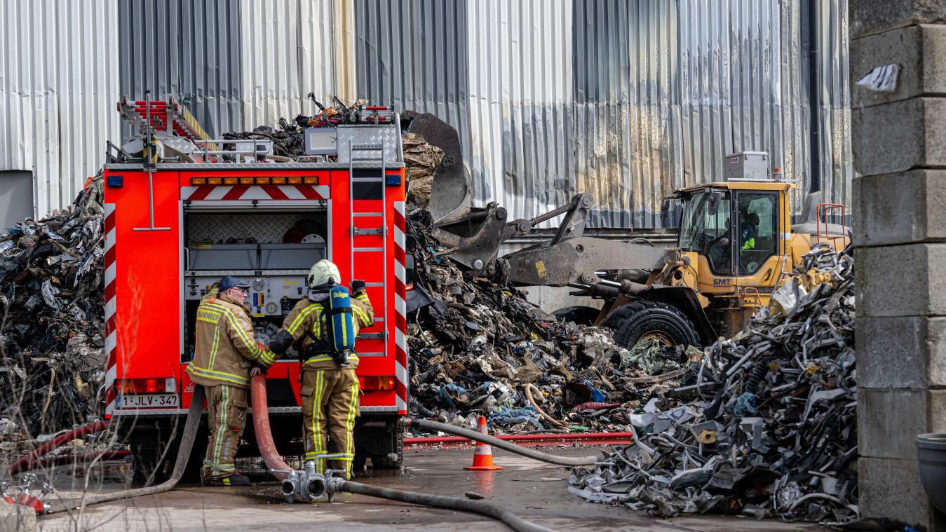 <p>Großbrand in Hamme: Notfallplan ausgelöst</p>
