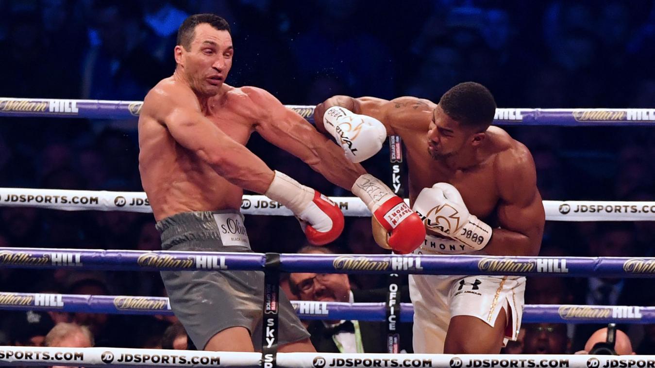 <p>Mit dem Kampf gegen Anthony Joshua vor 90.000 Menschen im Wembley-Stadion endete 2017 die Boxkarriere von Wladimir Klitschko (links).</p>