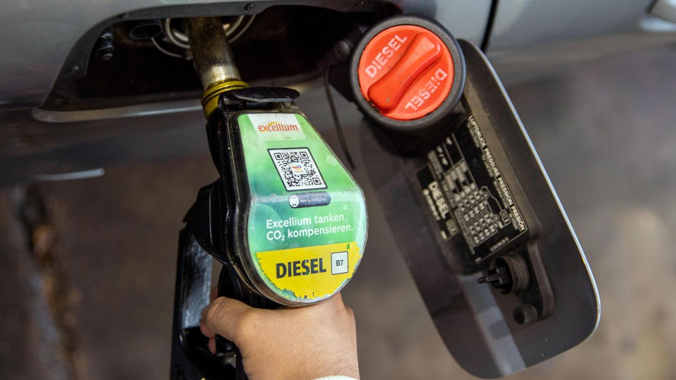 <p>Dieselpreis auf Rekordniveau: Tanken in Belgien wird deutlich teurer.</p>